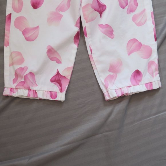 Pretty In Pink, Flower Petal Top & Capri Outfit  Size 5/6 - Picture 9 of 11